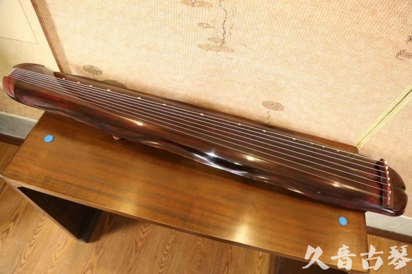渭南市●久音古琴  ●今日推荐  20230516【收藏级断纹蕉叶】